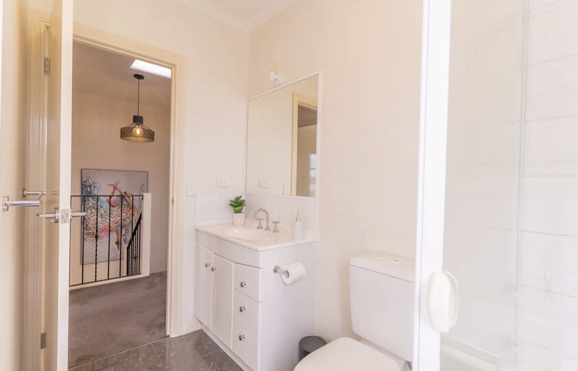 Fully Furnished Geelong West Home | 4 Bedrooms, 3 Bathrooms | 12-Month Lease