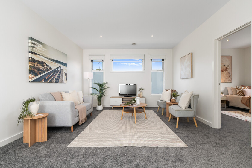 Family Space, Two Living Zones and a Prized School Zone