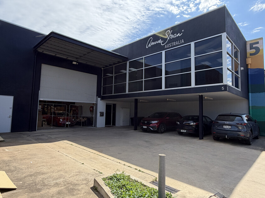 Warehouse & Office Space in Convenient Thebarton Location