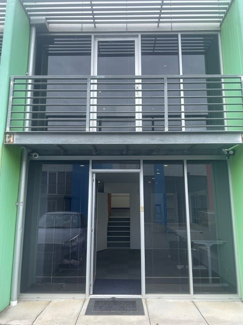 14/35 Taunton Drive, Cheltenham warehouse for Lease