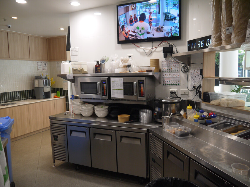 Licensed Corner Restaurant, 60+ Seats, Oracle Broadbeach