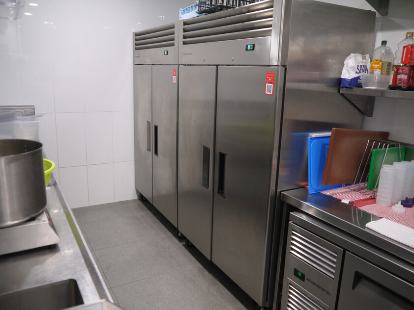 Licensed Corner Restaurant, 60+ Seats, Oracle Broadbeach