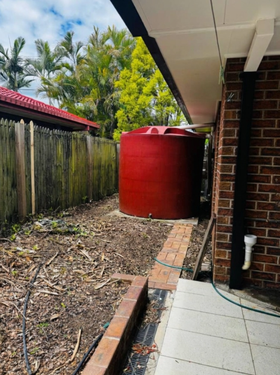 Spacious Family Home in a Popular Collingwood Park - Set on a Large Block with Further Potential