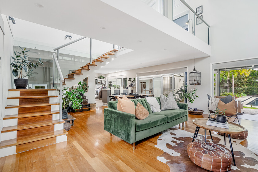 Earthy and Elegant - Seaside Home.