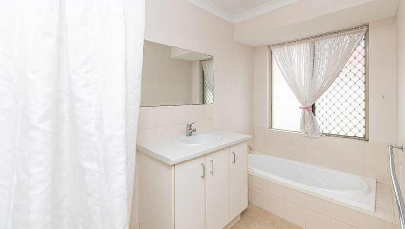 Coastal Haven in a Quiet Cul-De-Sac - Fully Updated Kitchen & Massive Yard!