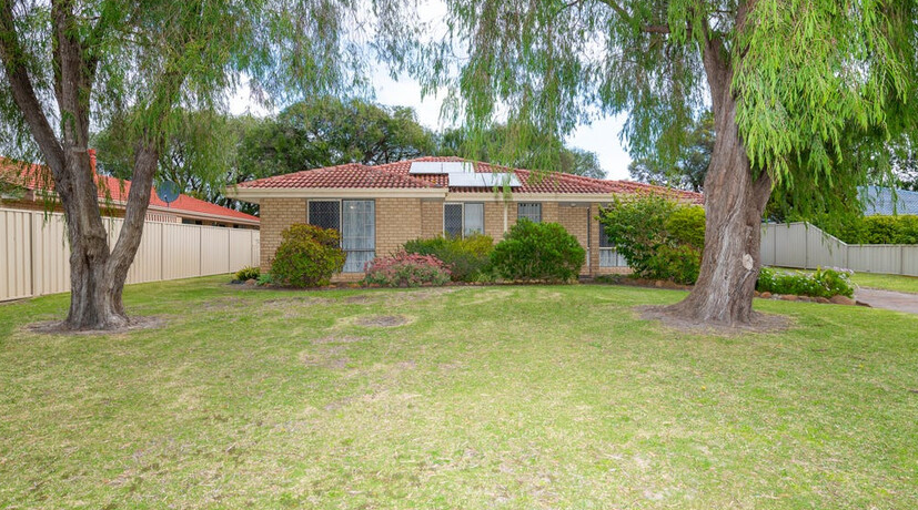Coastal Haven in a Quiet Cul-De-Sac - Fully Updated Kitchen & Massive Yard!