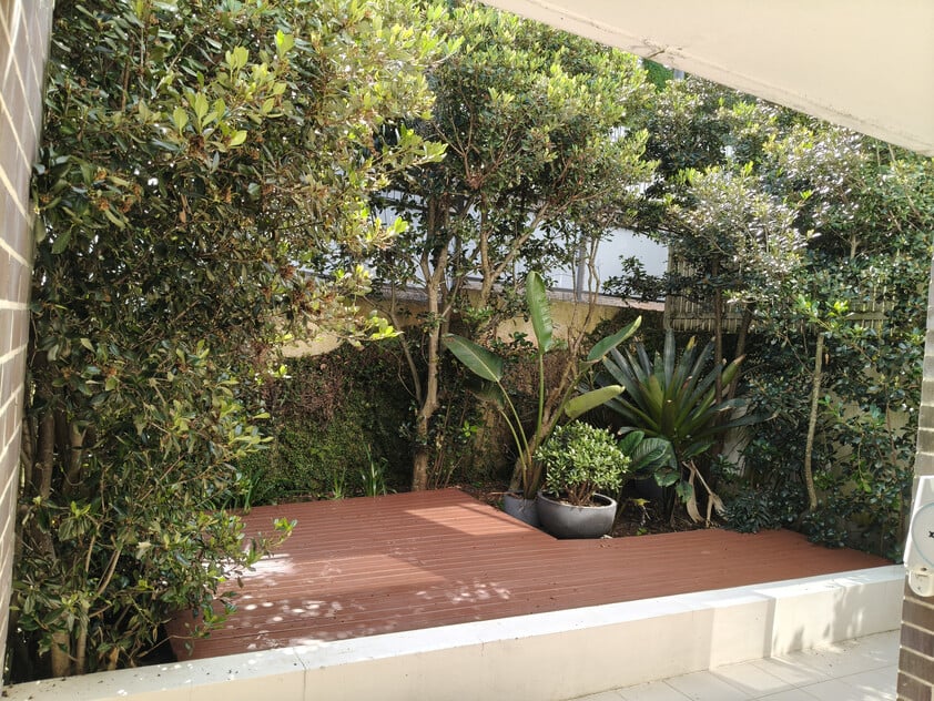 Cozy garden apartment