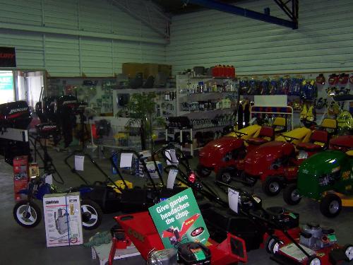 MARINE & LAWN CARE BUSINESS - WELL ESTABLISHED WITH EXCELLENT REPUTATION