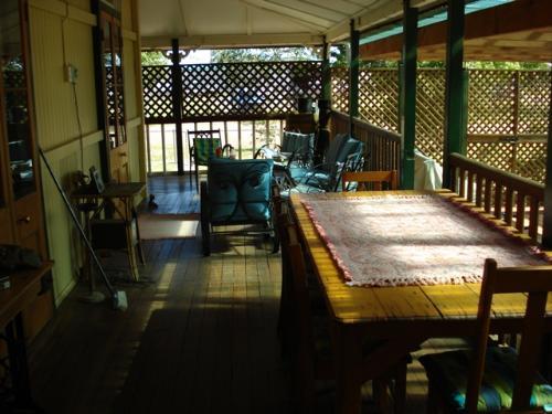 QUEENSLANDER SET ON TWO BLOCKS -