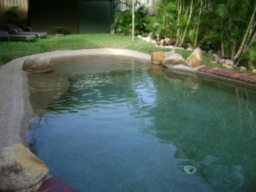 KC's on Robson - Neat 3 Bedroom Fully Equipped Holiday Home